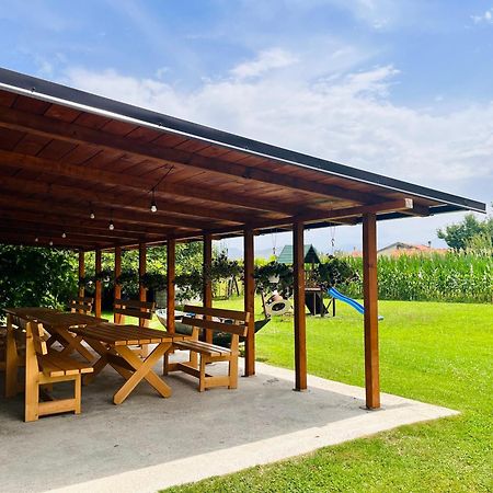Balabani Local Stay Golubovci 외부 사진