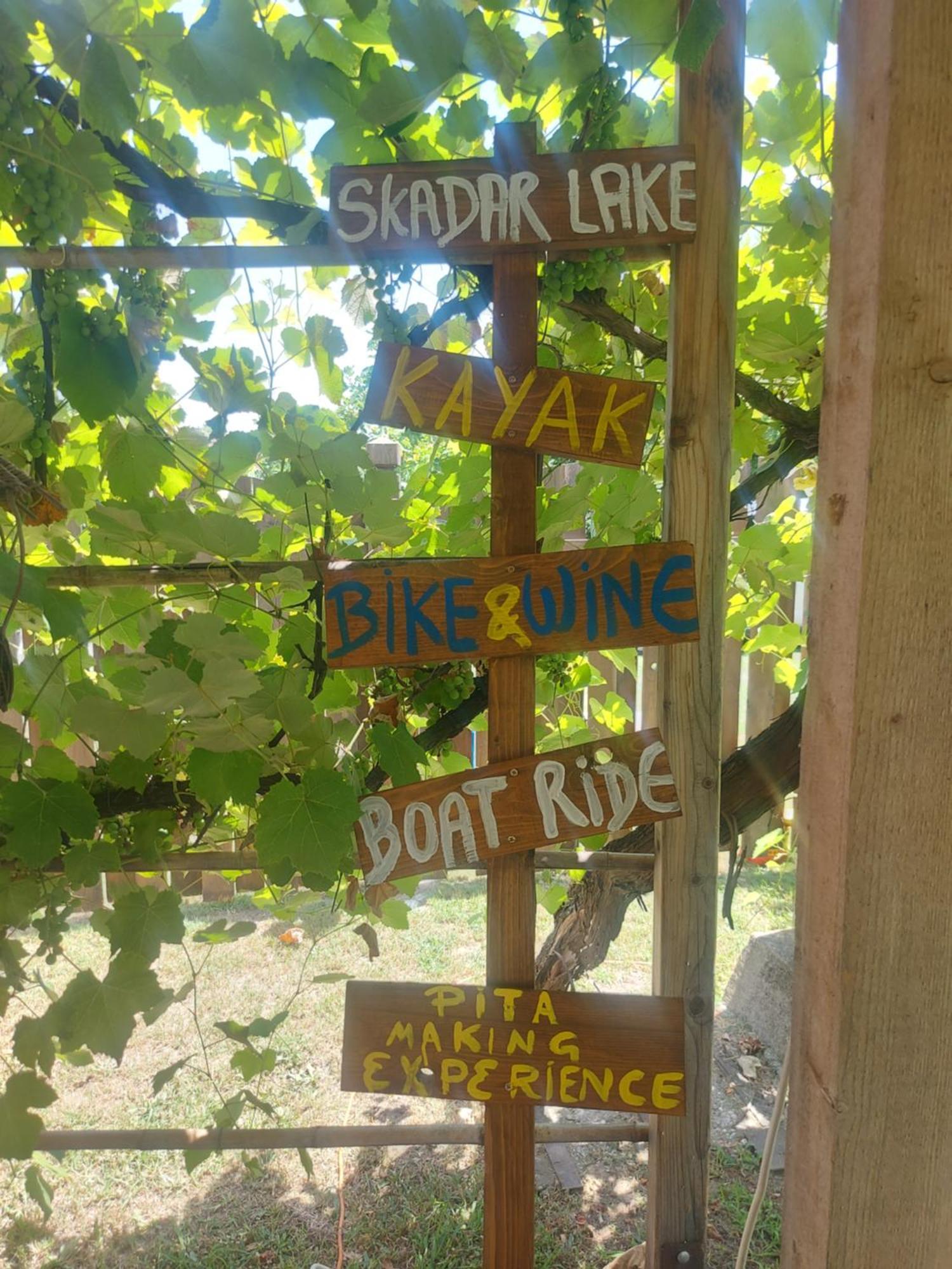 Balabani Local Stay Golubovci 외부 사진