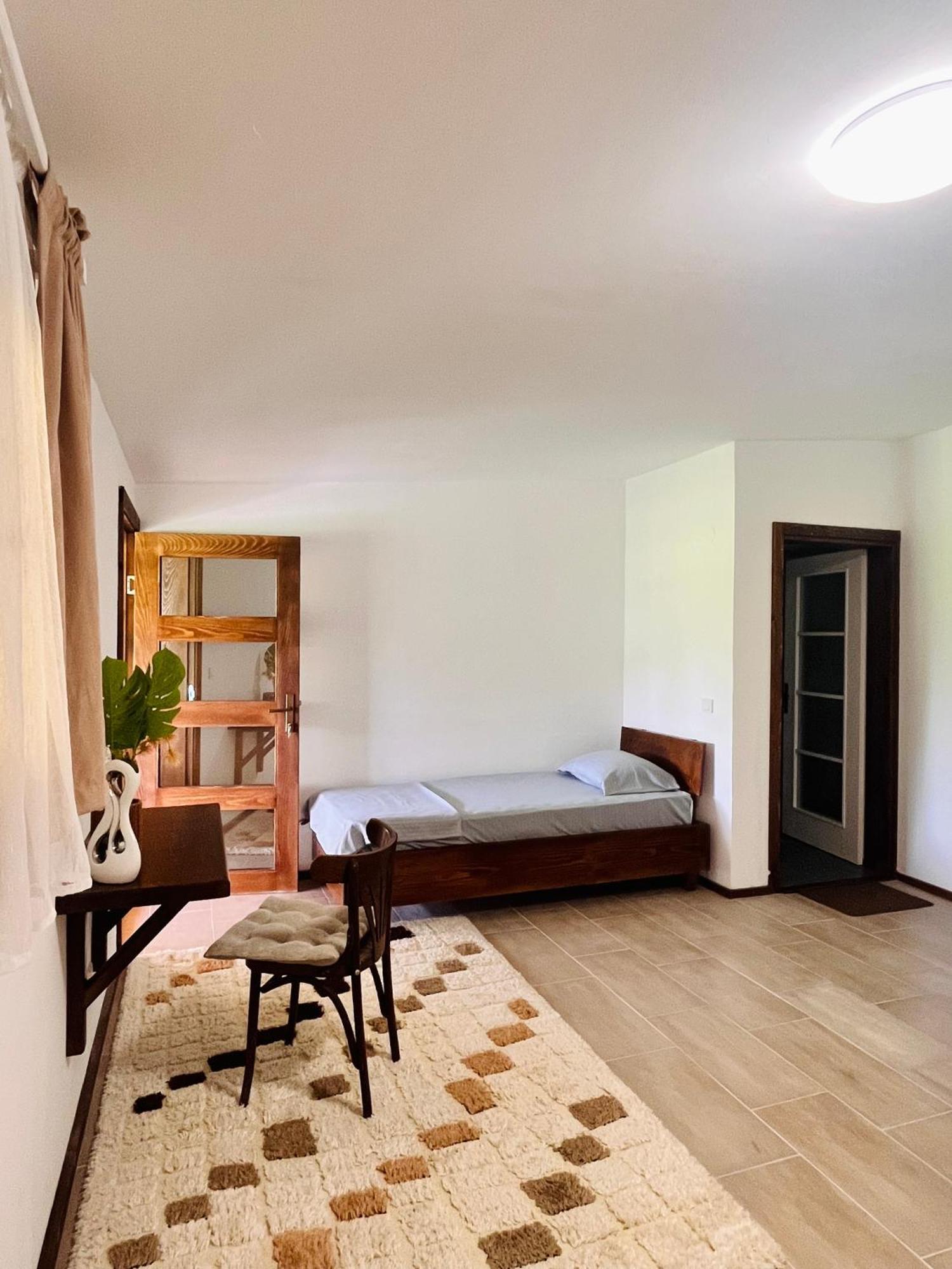 Balabani Local Stay Golubovci 외부 사진