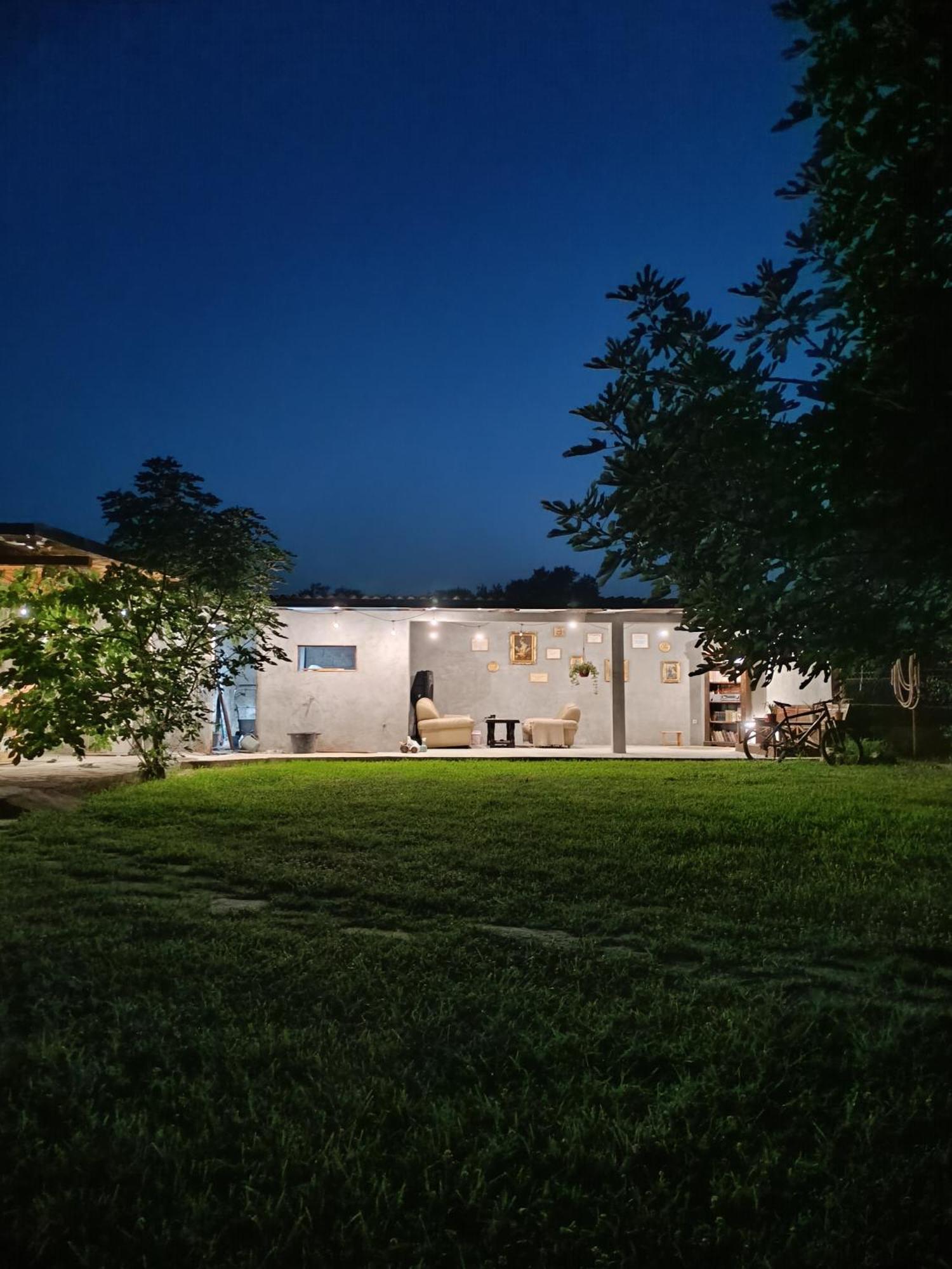 Balabani Local Stay Golubovci 외부 사진